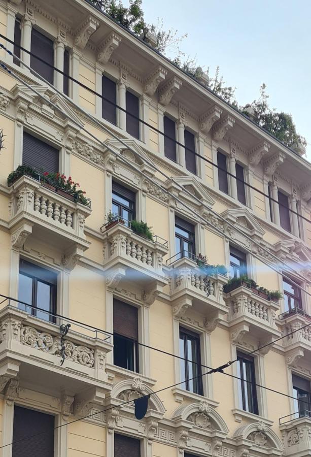 Serendipity Apartments - Brera Milan Bagian luar foto